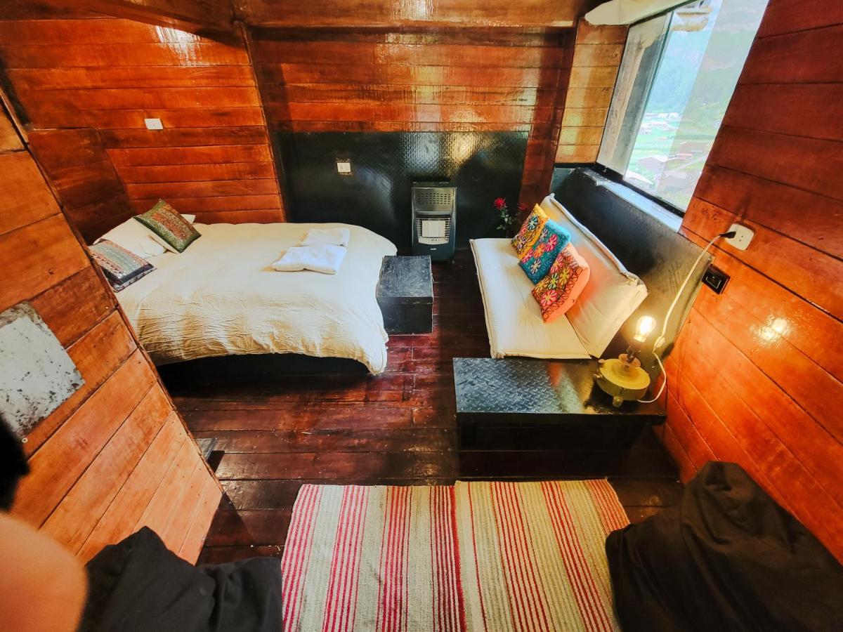 Wolf Totem Steam Punk Guesthouse Pisac Buitenkant foto