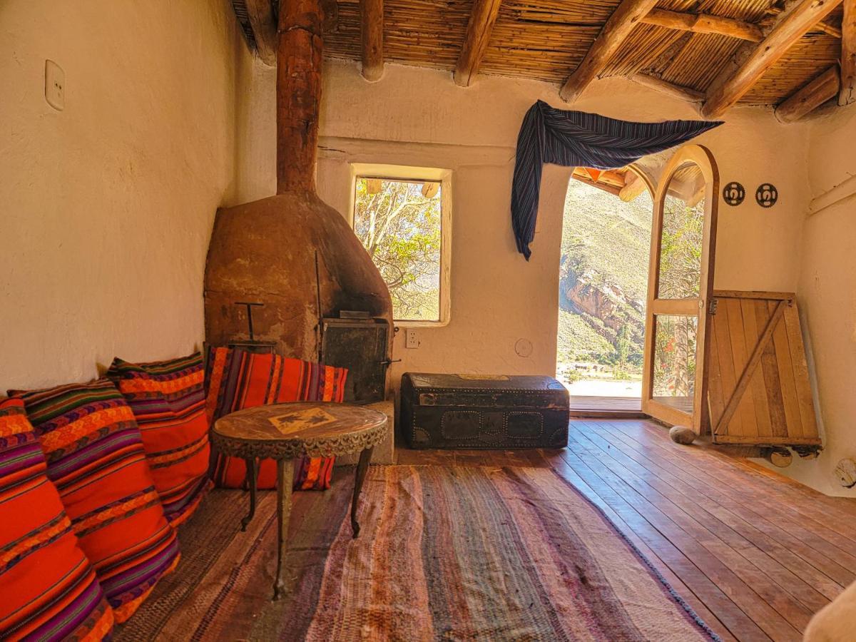 Wolf Totem Steam Punk Guesthouse Pisac Buitenkant foto