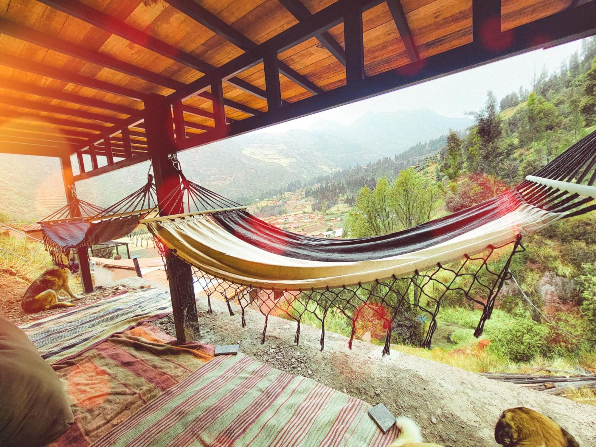 Wolf Totem Steam Punk Guesthouse Pisac Buitenkant foto